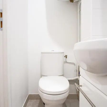 Cozy Studio In A Quiet Location Paris 15Th Apartman Párizs